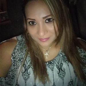 Meet your Posher, Isela